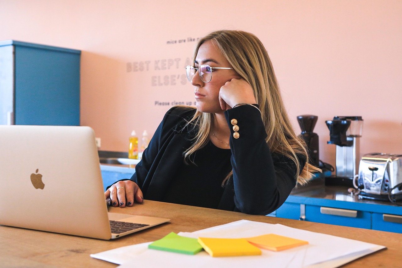 Online Business Ideas for Students