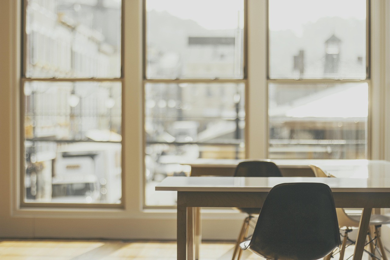 Building Self-Sustaining Online Empire